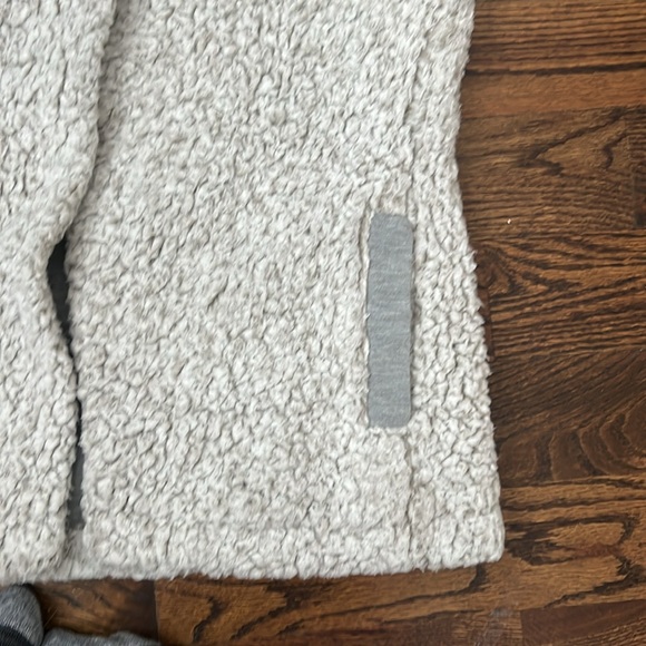 Fuzzy vest. Dylan brand. Size large. Barely worn. Size pockets. Snaps. - Picture 2 of 4